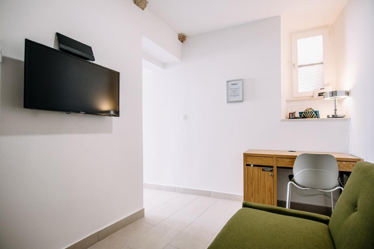 Apartment Small House Old Town By Duhomes
